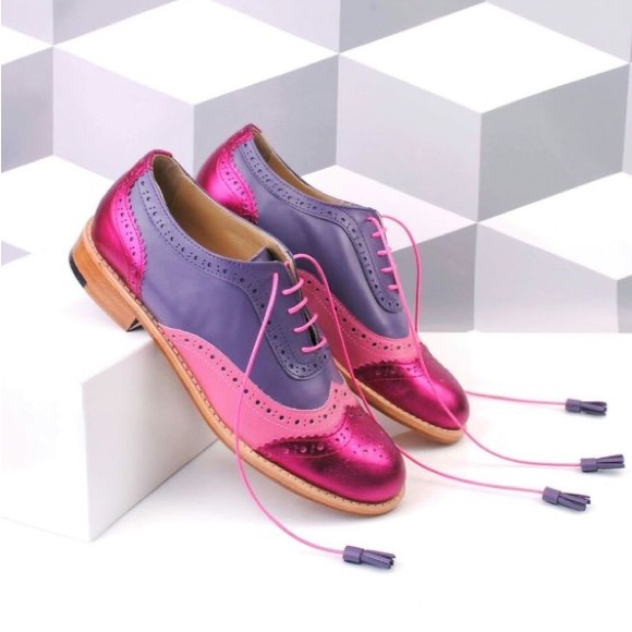 Handcrafted women oxford wingtip lace up brogue shoes - Picture 8 of 9